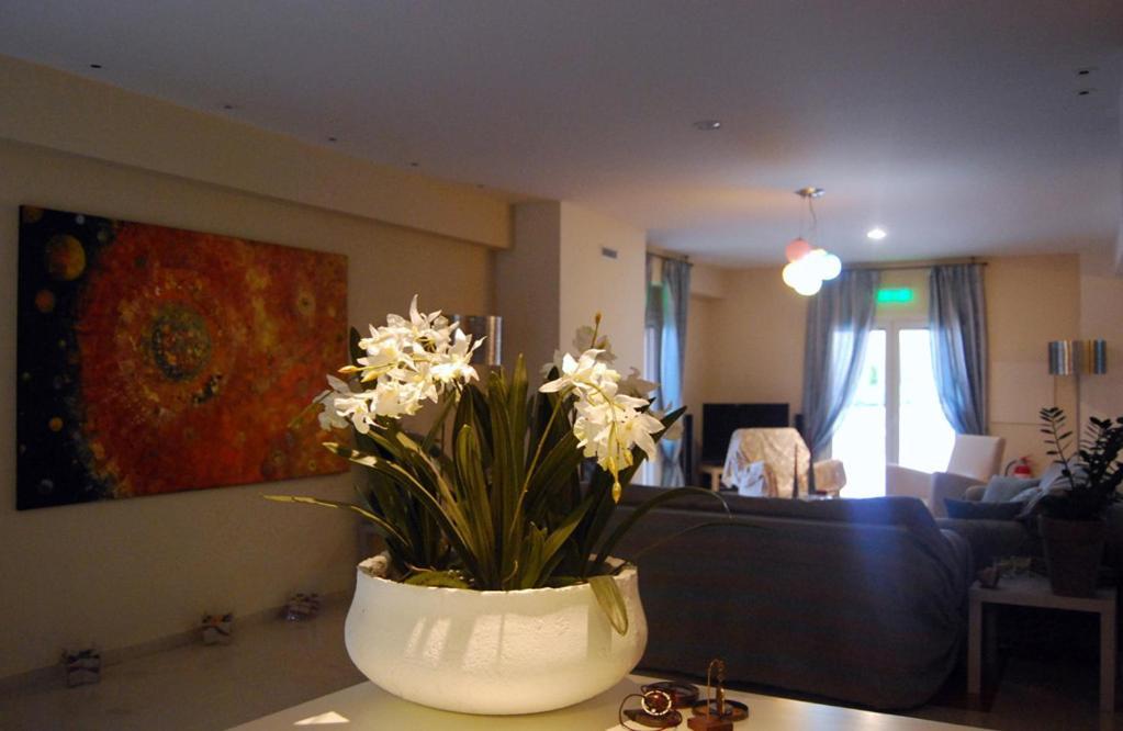 Astrolabe Hotel Khronia Luaran gambar