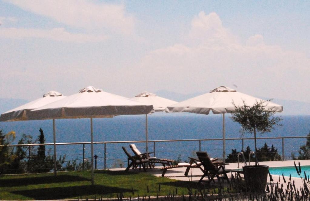 Astrolabe Hotel Khronia Luaran gambar